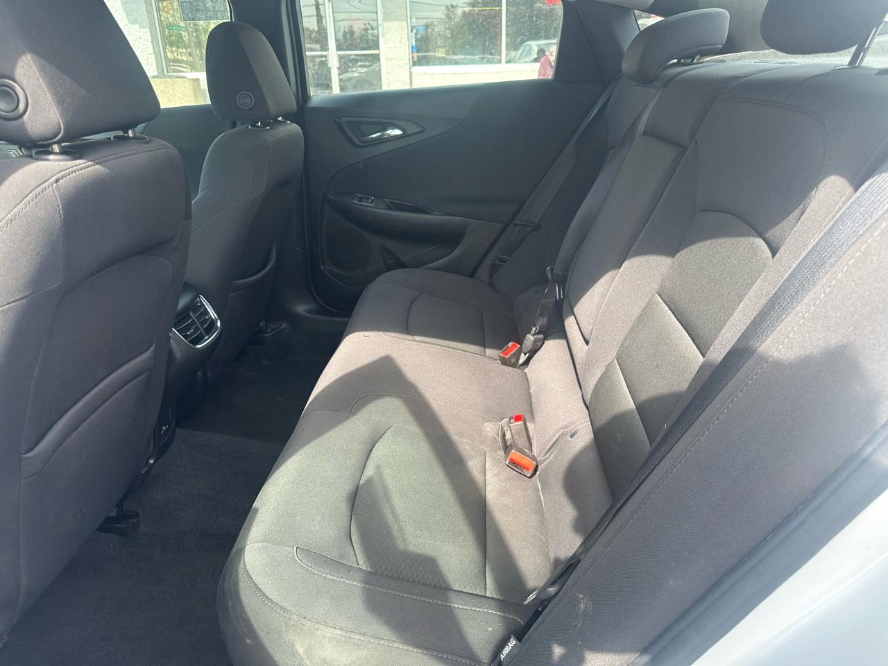 Chevrolet Malibu 4dr Sdn LT w/1LT 2017