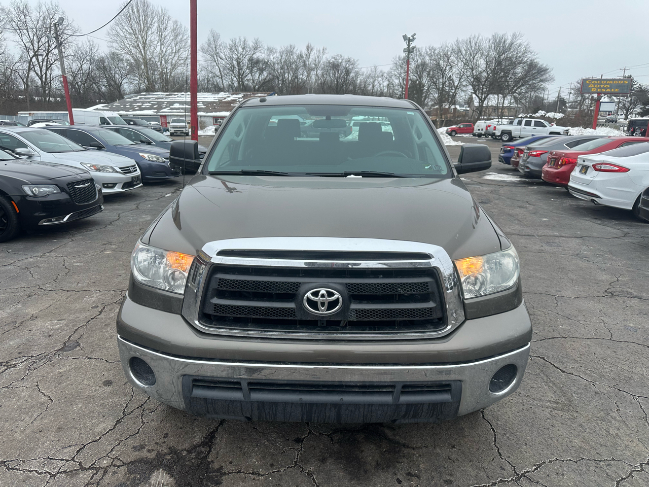 Toyota Tundra 4WD Truck Dbl 4.6L V8 6-Spd AT (Natl) 2010