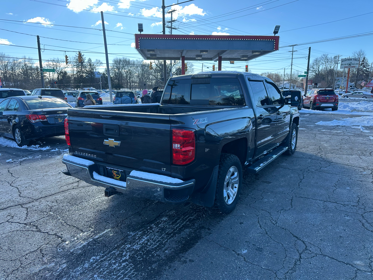 Chevrolet Silverado 1500 4WD Crew Cab 143.5" LT w/2LT 2015