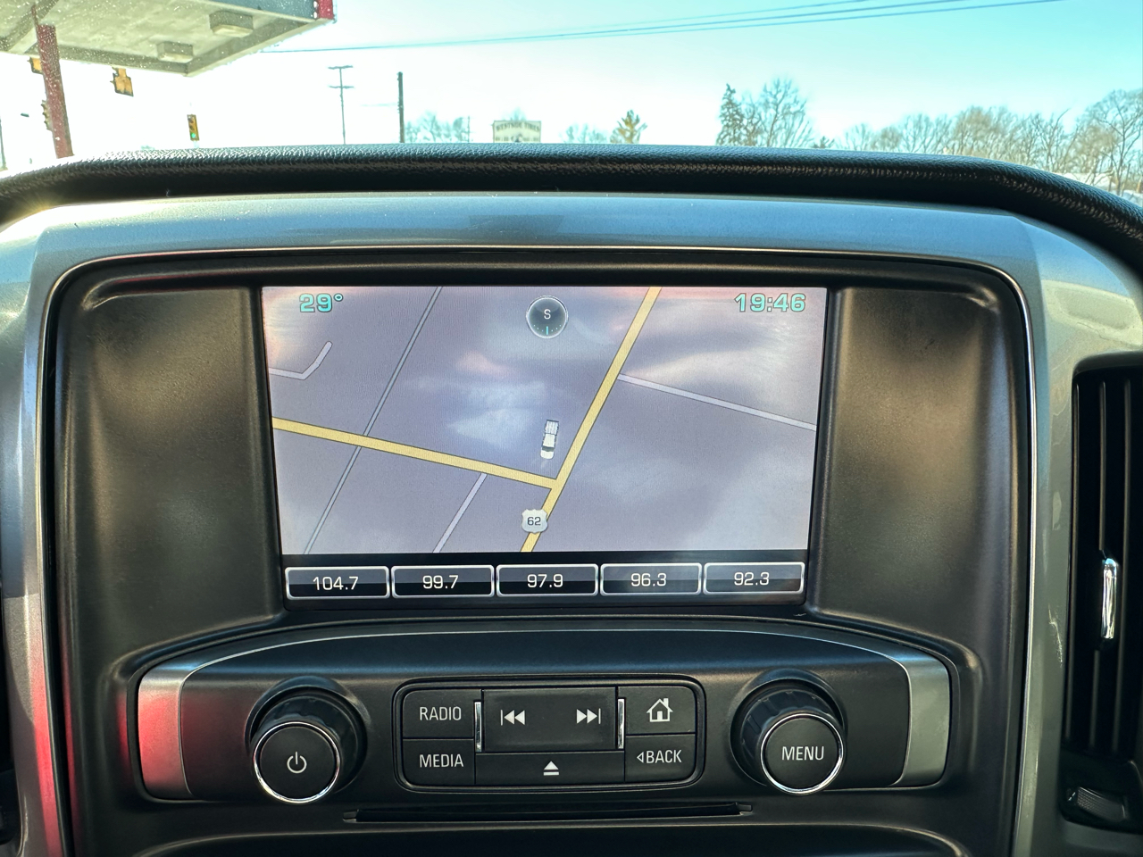 Chevrolet Silverado 1500 4WD Crew Cab 143.5" LT w/2LT 2015