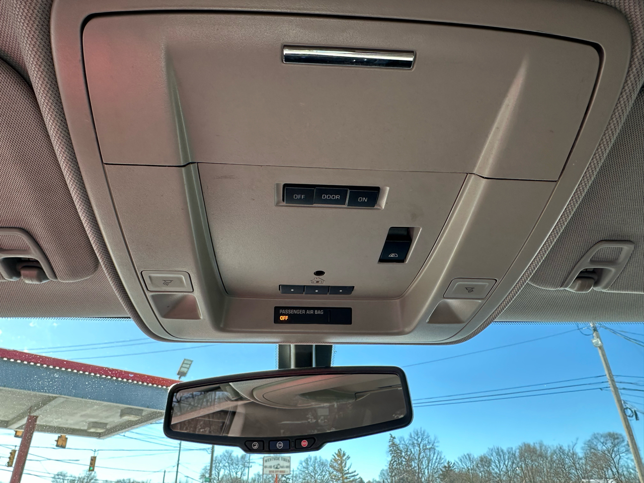 Chevrolet Silverado 1500 4WD Crew Cab 143.5" LT w/2LT 2015