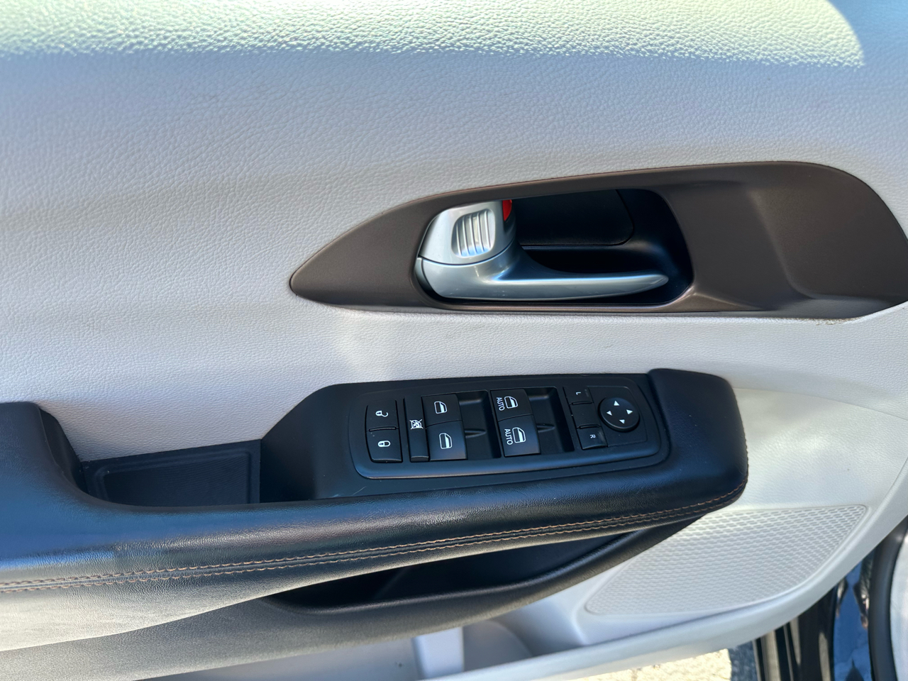 Chrysler Pacifica Touring-L FWD 2017