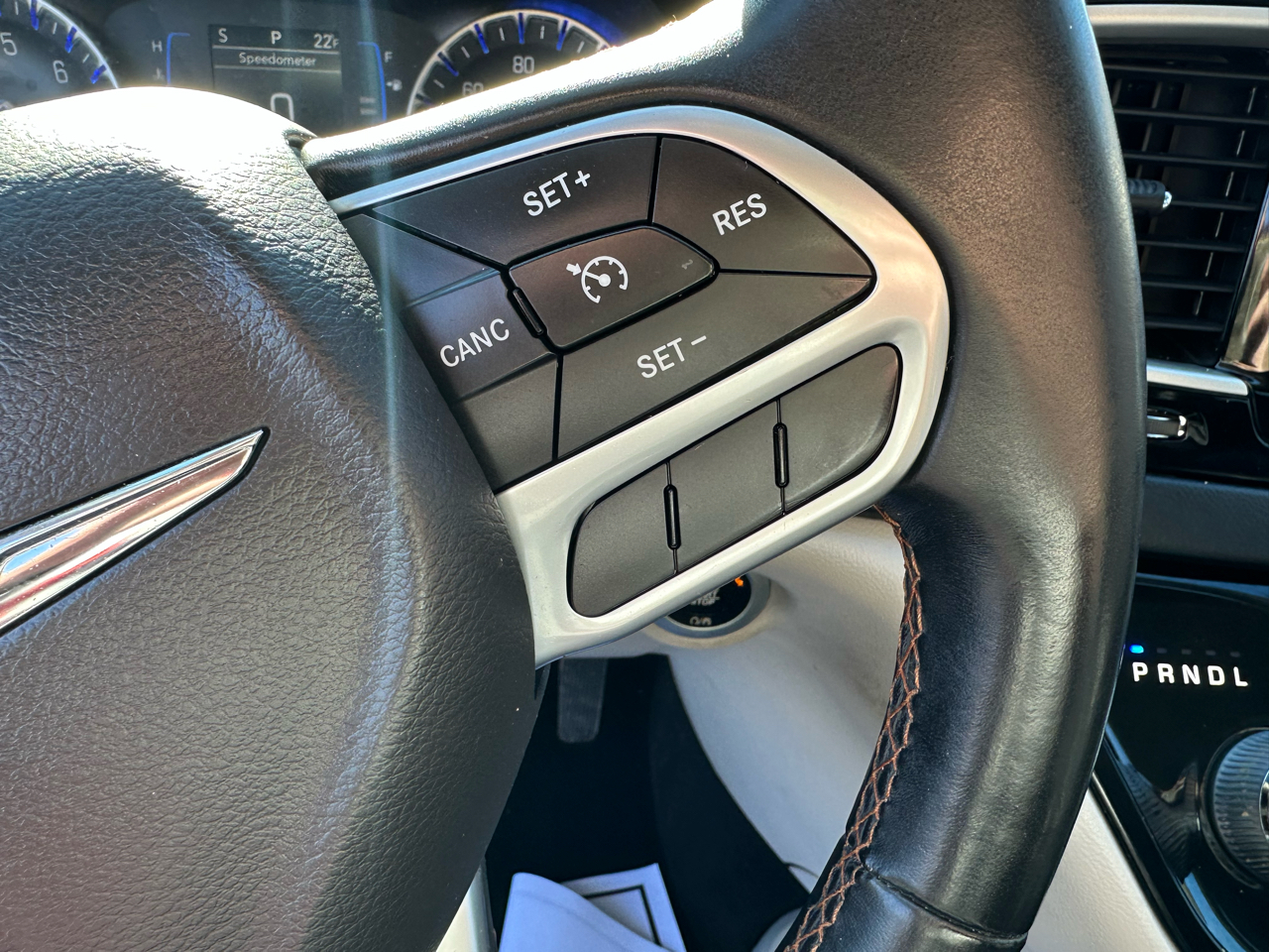 Chrysler Pacifica Touring-L FWD 2017