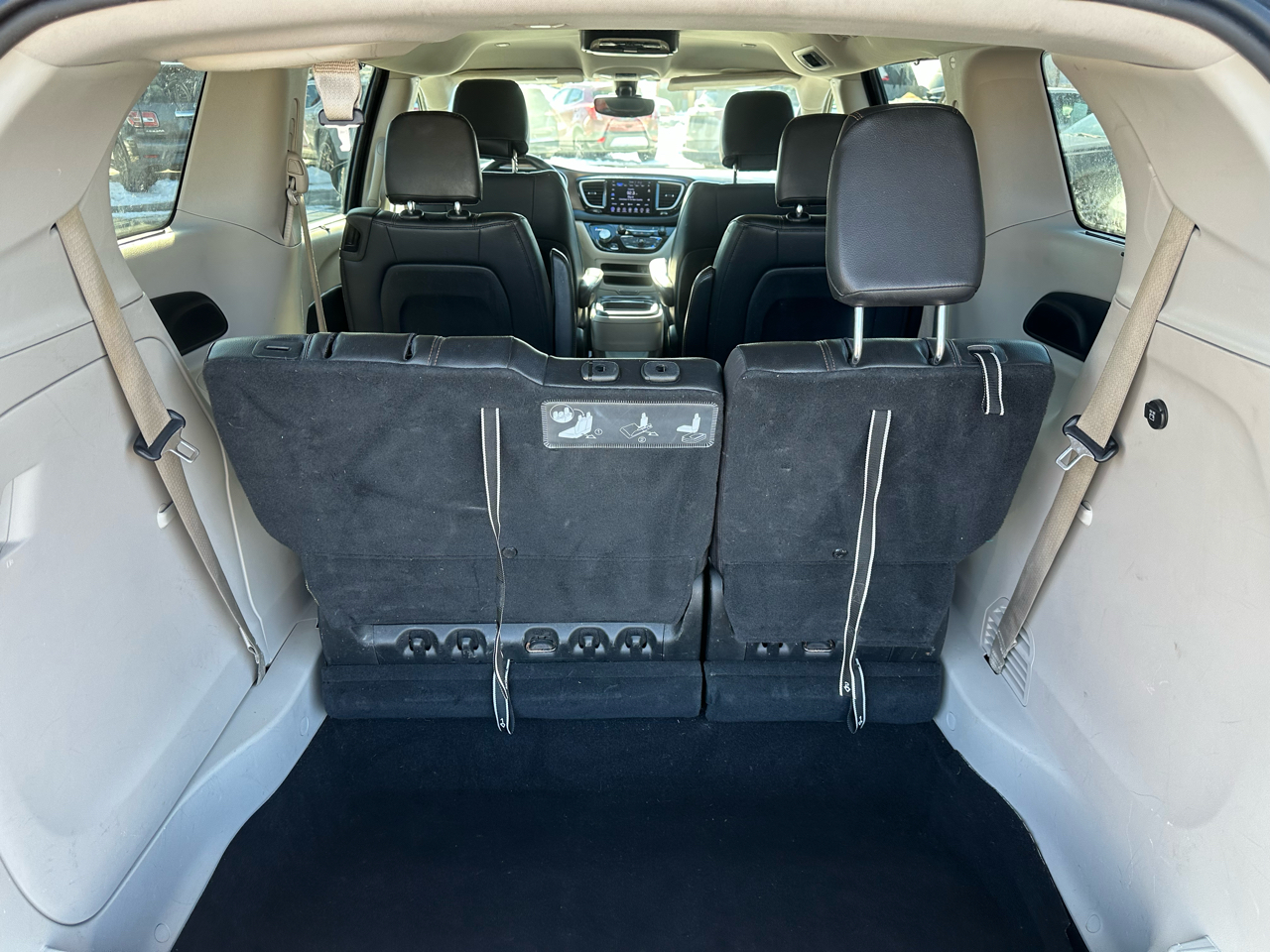 Chrysler Pacifica Touring-L FWD 2017