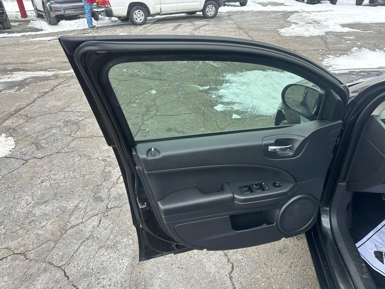 Dodge Caliber 4dr HB Mainstreet 2010