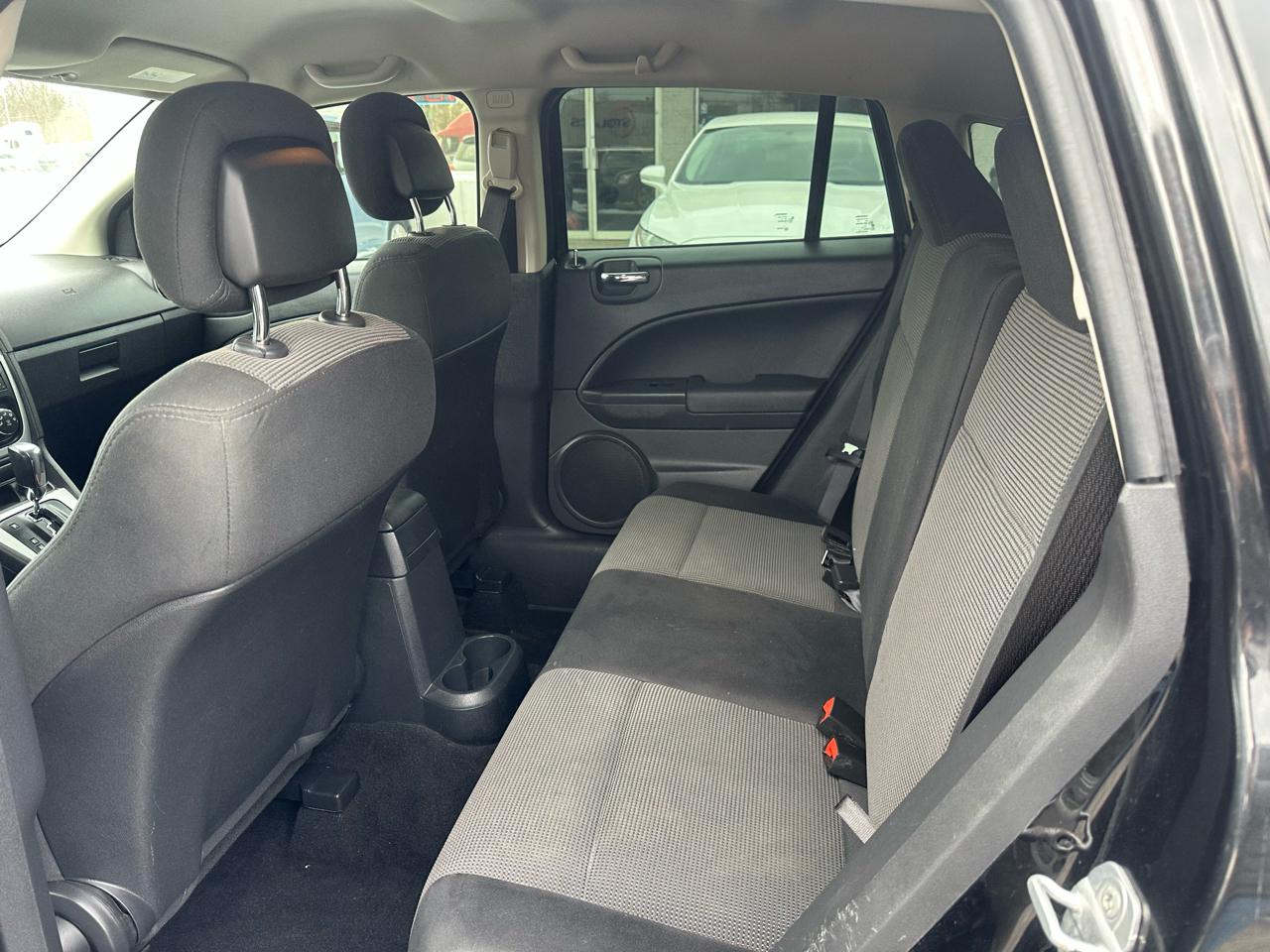 Dodge Caliber 4dr HB Mainstreet 2010