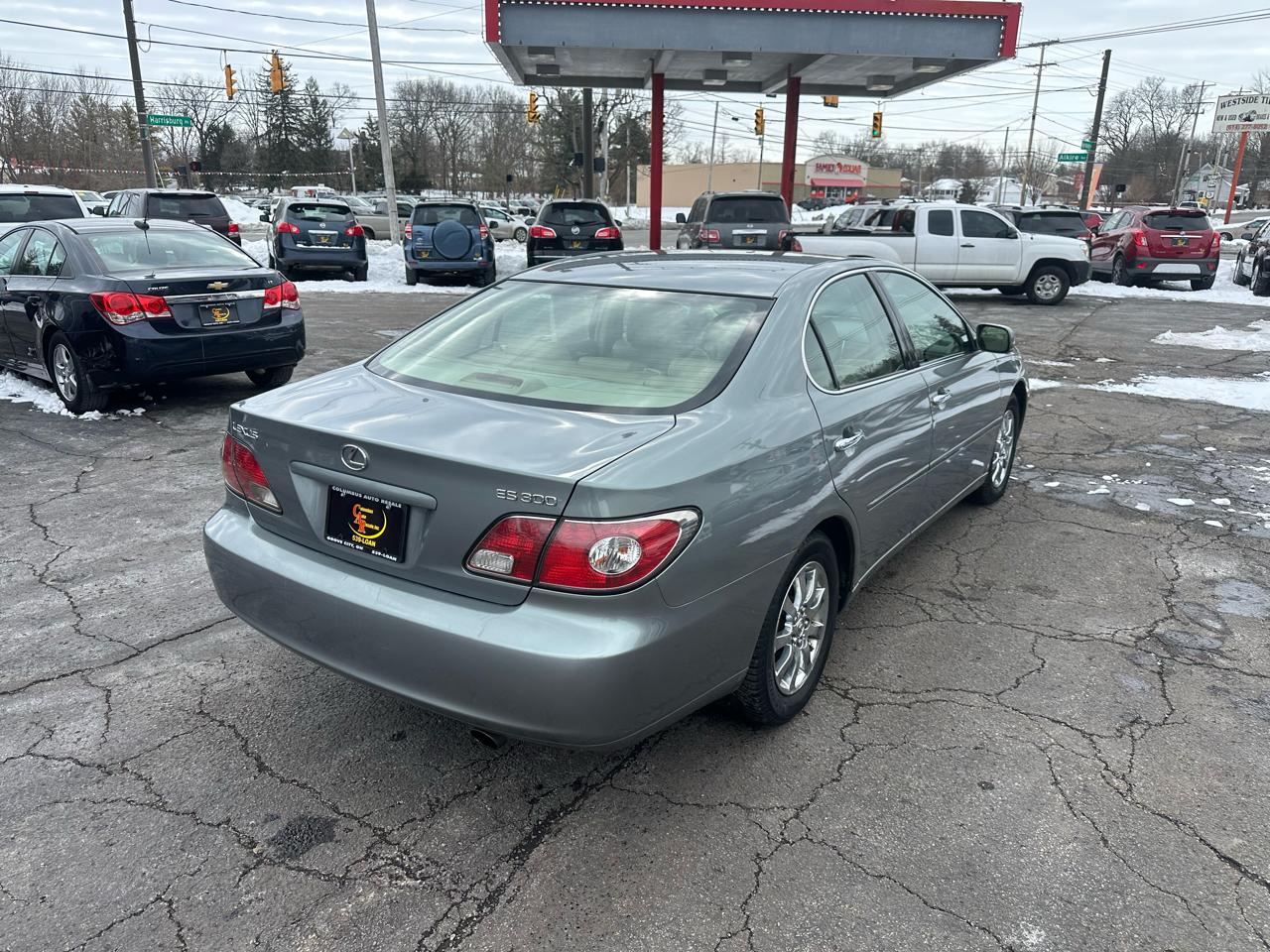 Lexus ES 300 4dr Sdn 2003