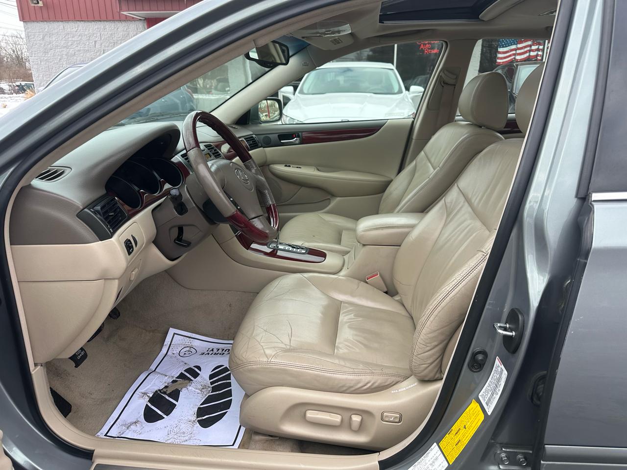 Lexus ES 300 4dr Sdn 2003