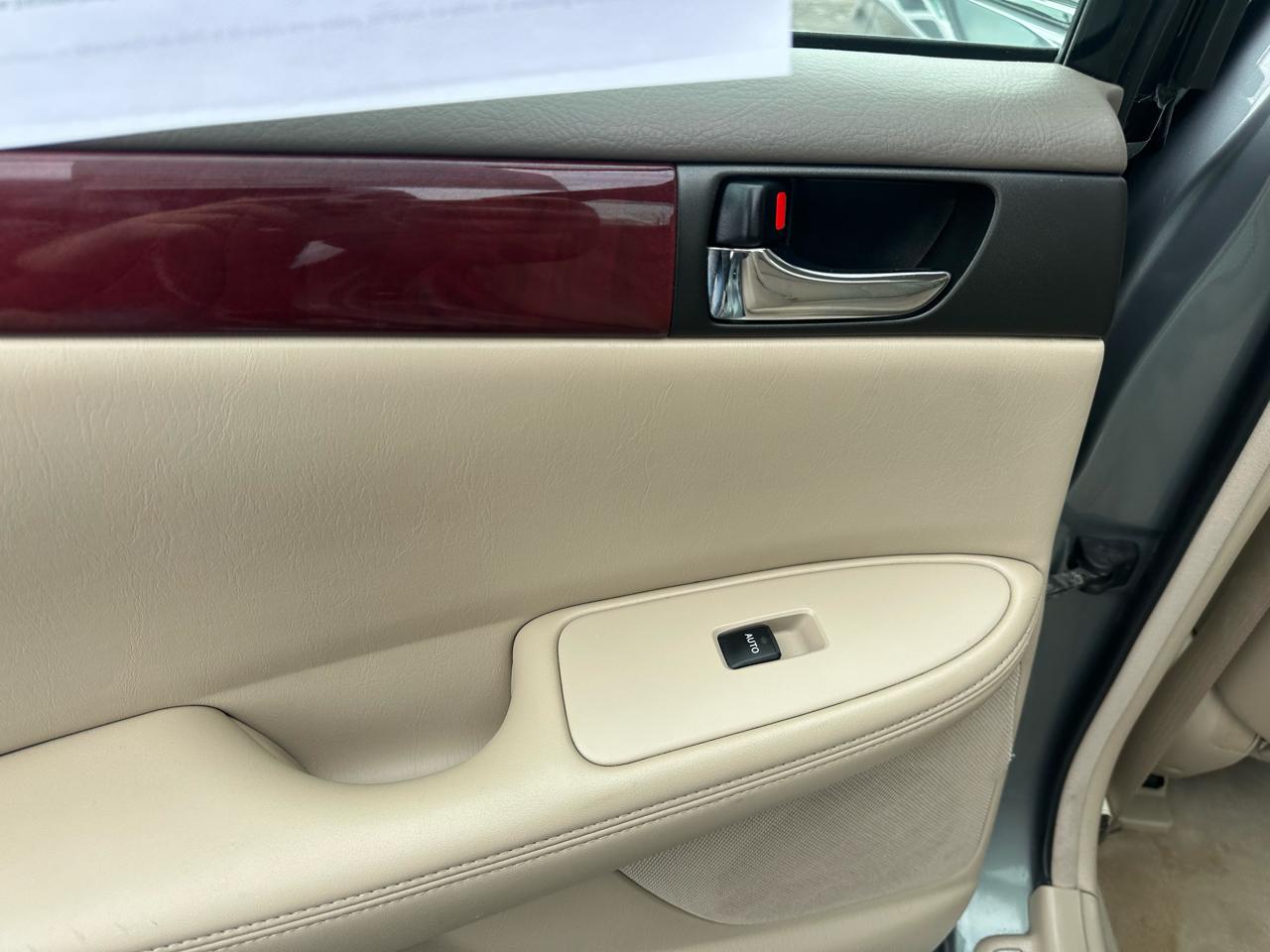 Lexus ES 300 4dr Sdn 2003