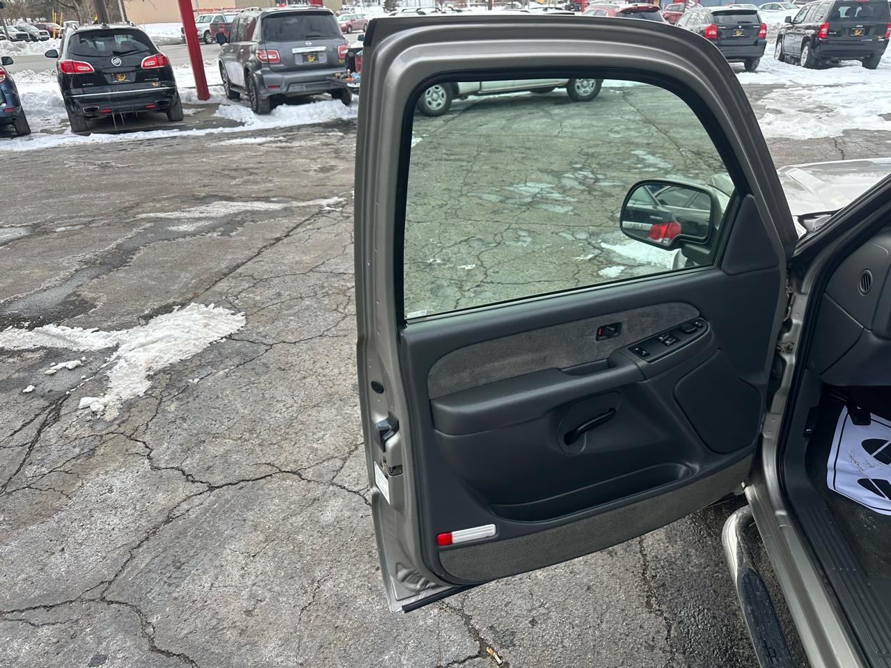 Chevrolet Silverado 1500 1LT Crew Cab 2WD 2003