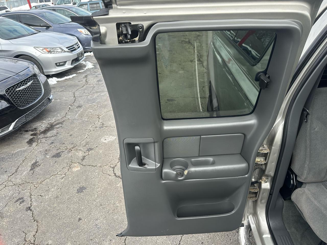 Chevrolet Silverado 1500 1LT Crew Cab 2WD 2003