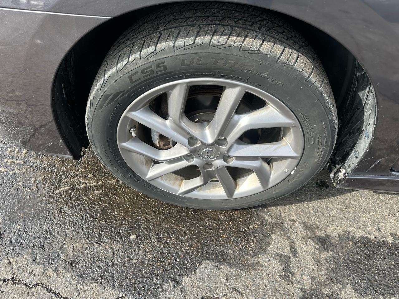 Nissan Sentra 4dr Sdn I4 CVT SR 2013