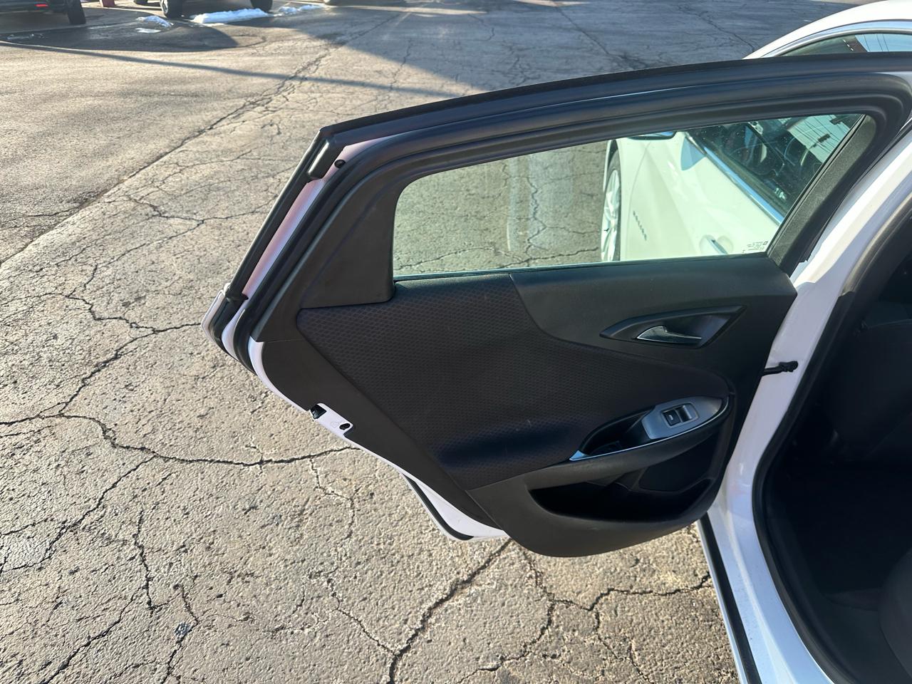 Chevrolet Malibu 4dr Sdn LT w/1LT 2016