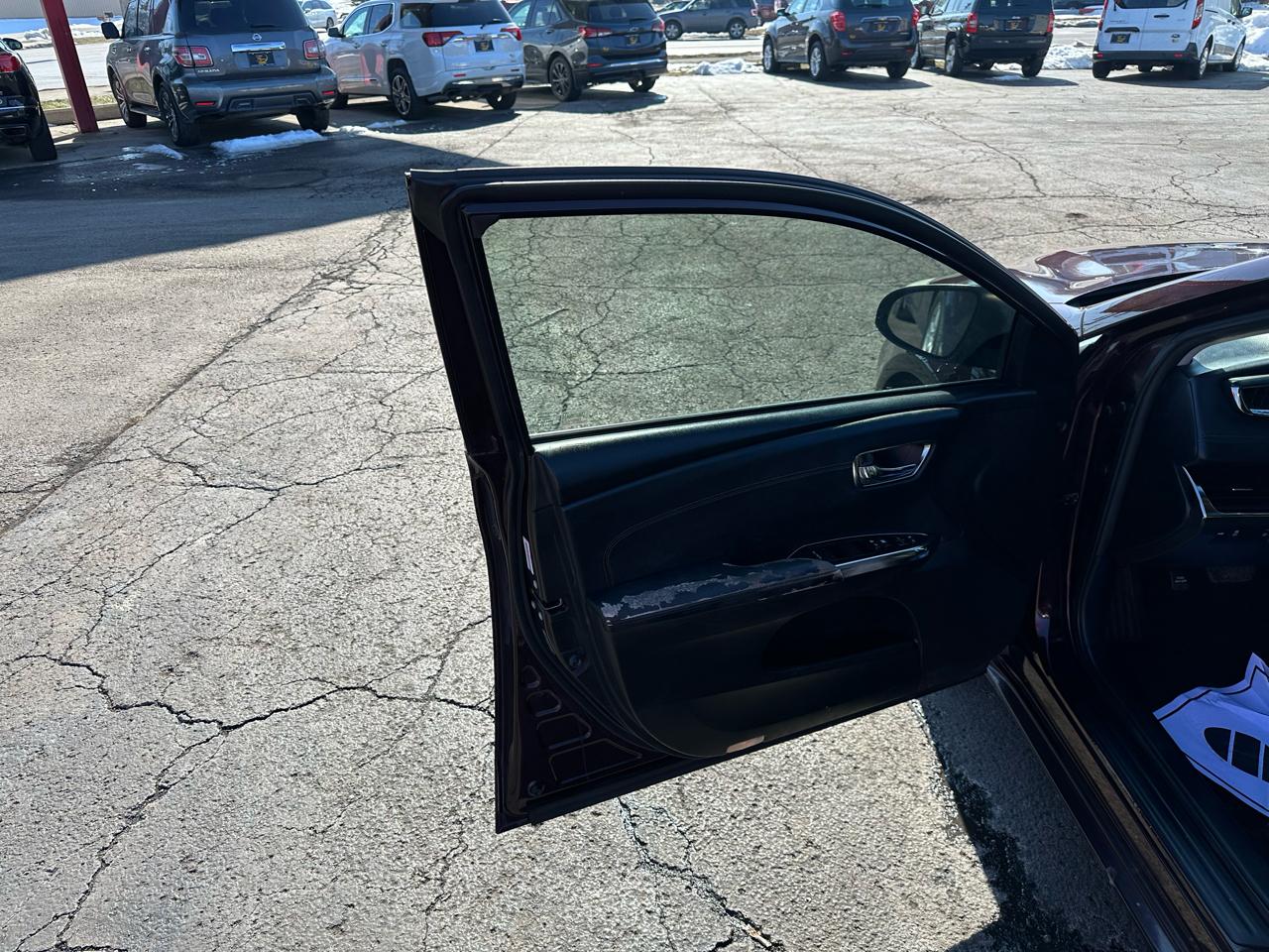 Toyota Avalon 4dr Sdn XLE Premium (Natl) 2014