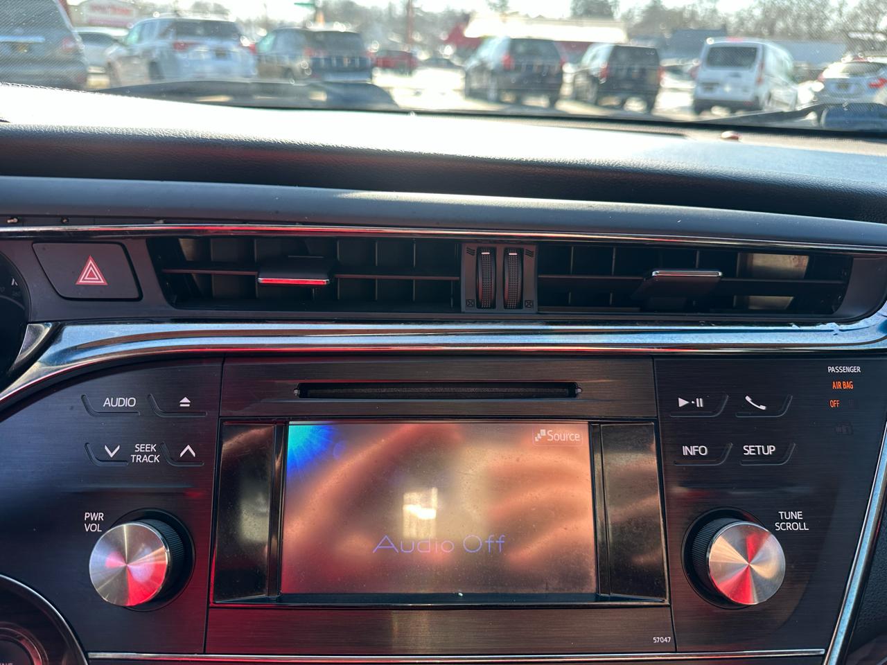 Toyota Avalon 4dr Sdn XLE Premium (Natl) 2014