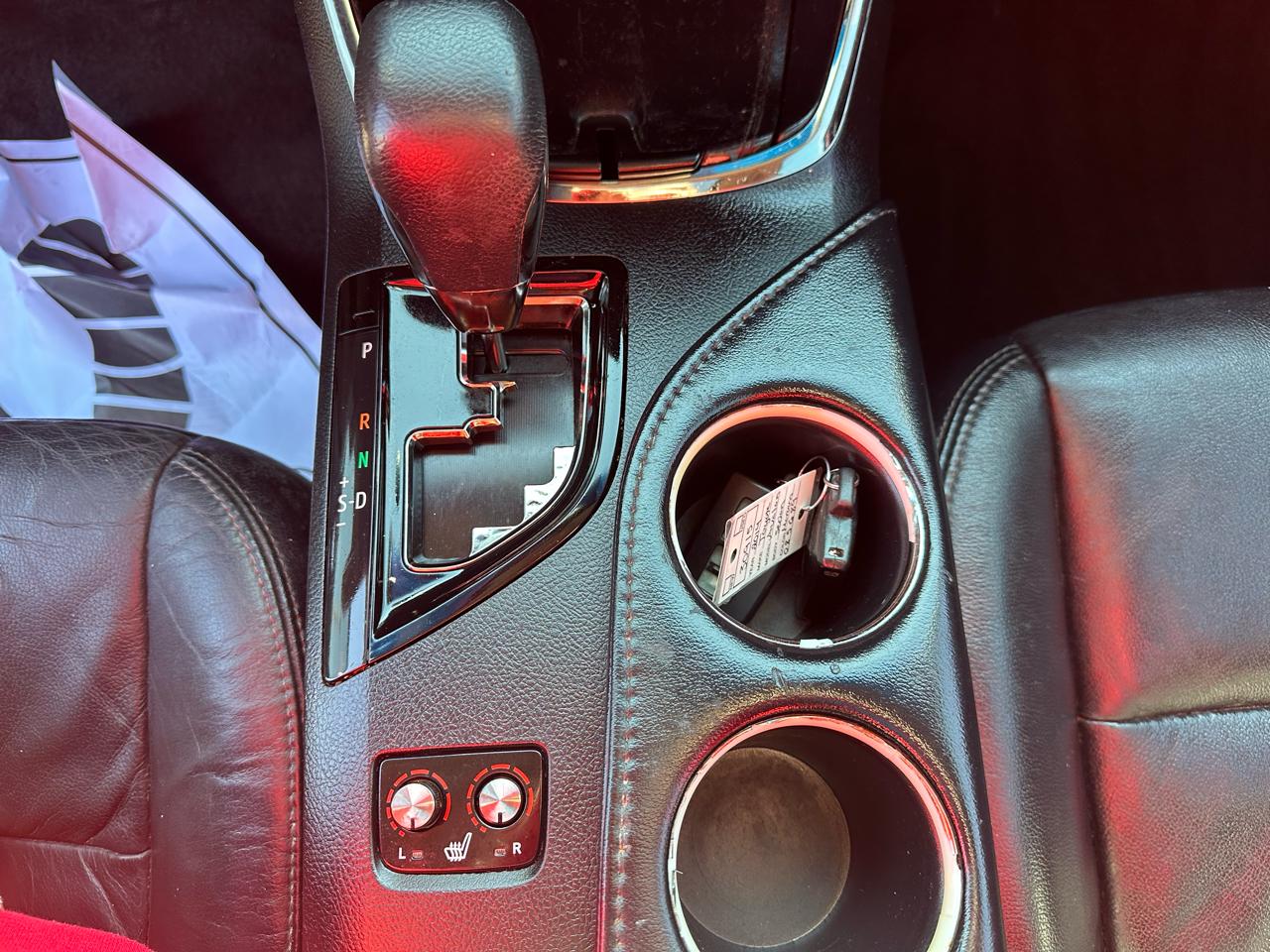 Toyota Avalon 4dr Sdn XLE Premium (Natl) 2014