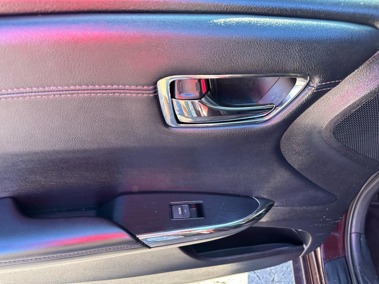 Toyota Avalon 4dr Sdn XLE Premium (Natl) 2014