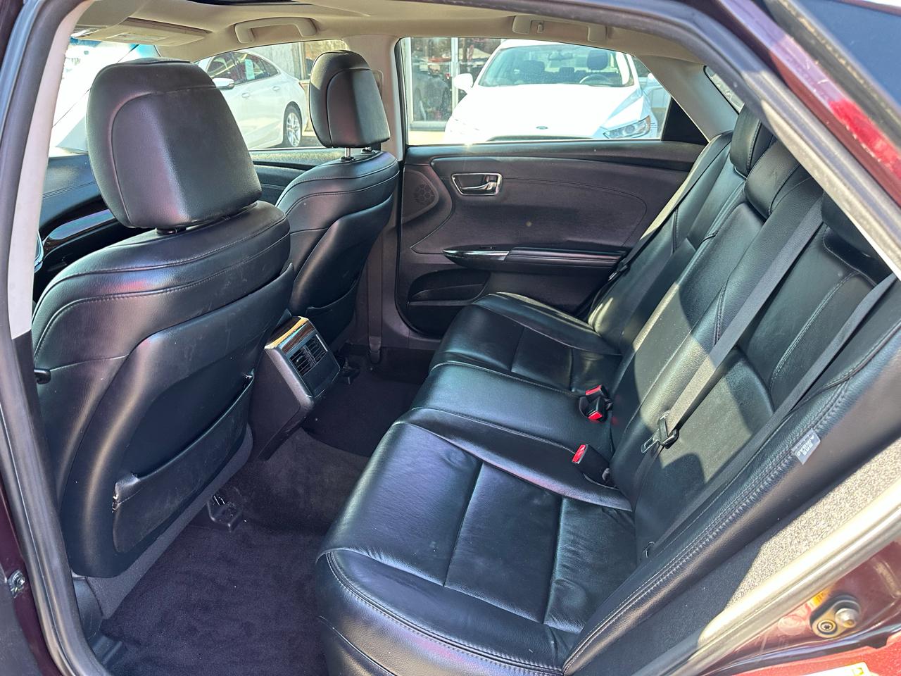 Toyota Avalon 4dr Sdn XLE Premium (Natl) 2014