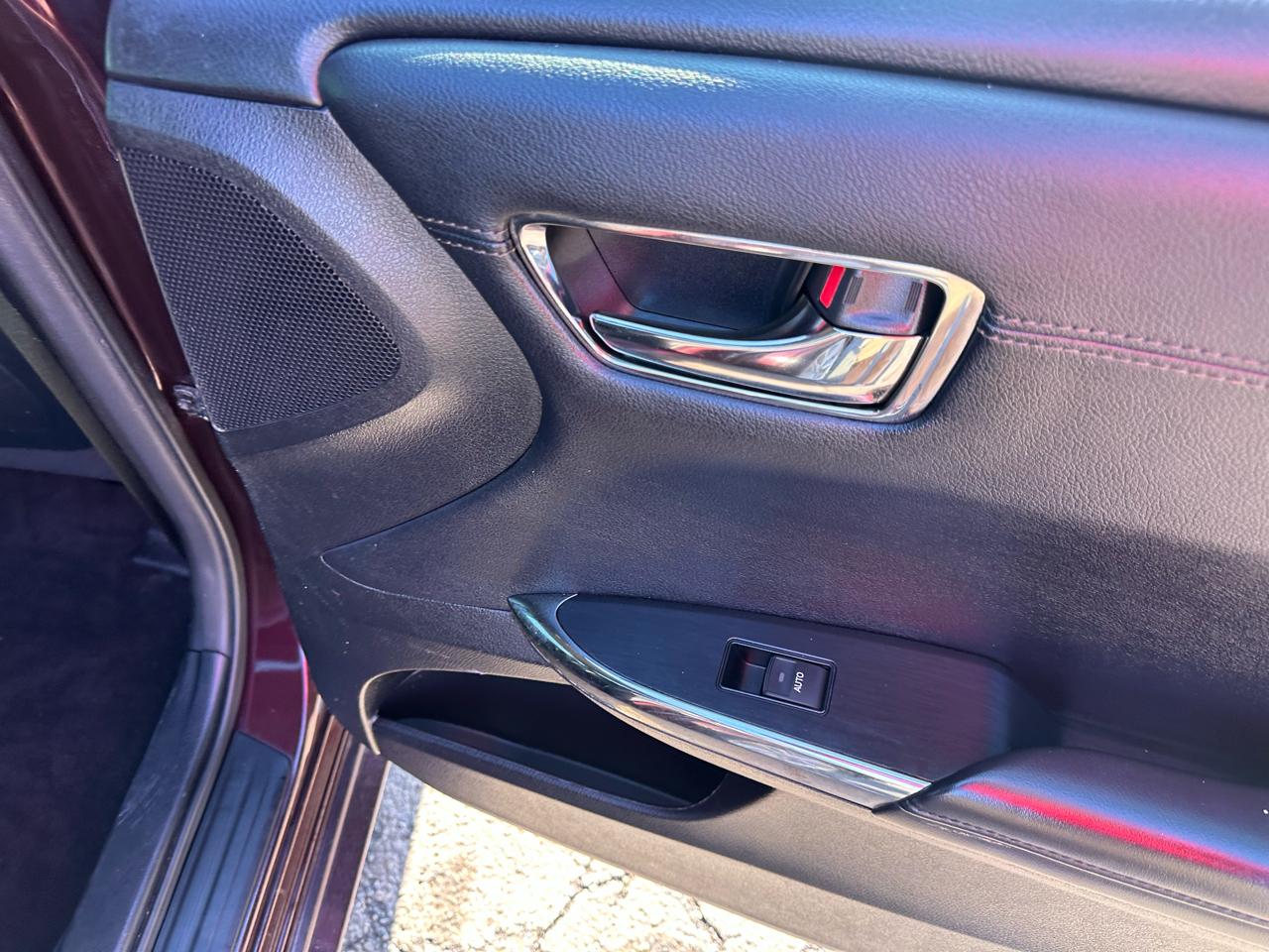 Toyota Avalon 4dr Sdn XLE Premium (Natl) 2014