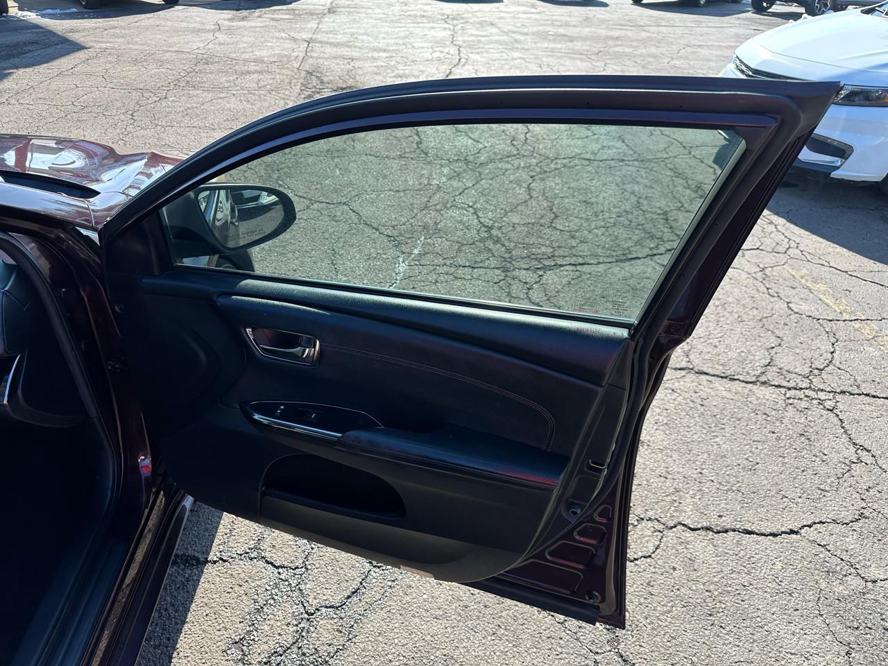 Toyota Avalon 4dr Sdn XLE Premium (Natl) 2014