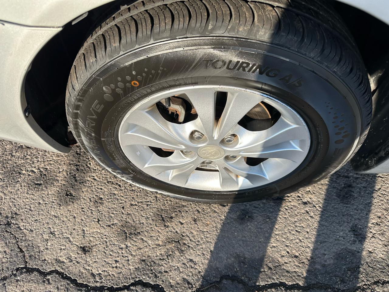 Toyota Camry 4dr Sdn LE V6 Auto (Natl) 2006