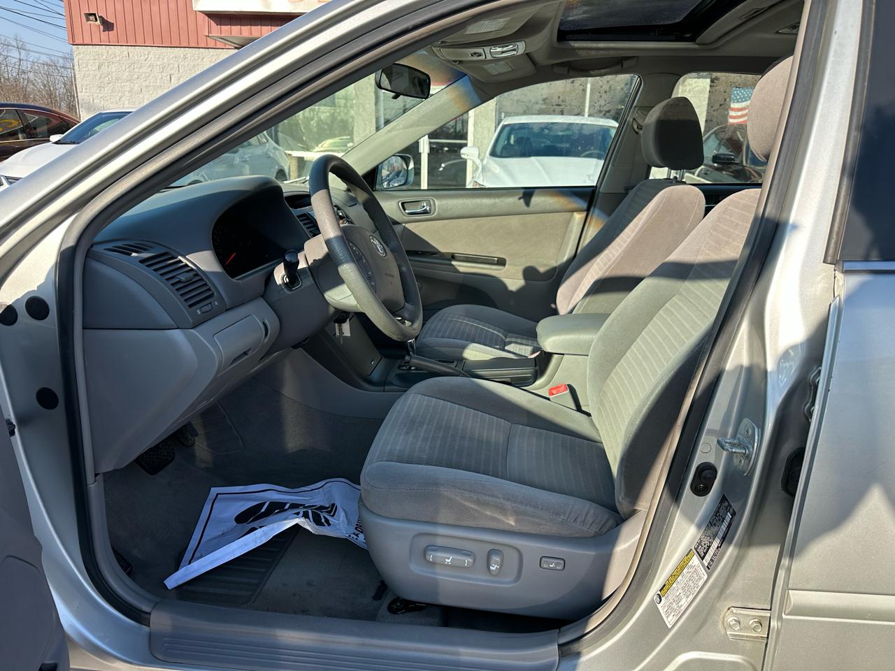 Toyota Camry 4dr Sdn LE V6 Auto (Natl) 2006