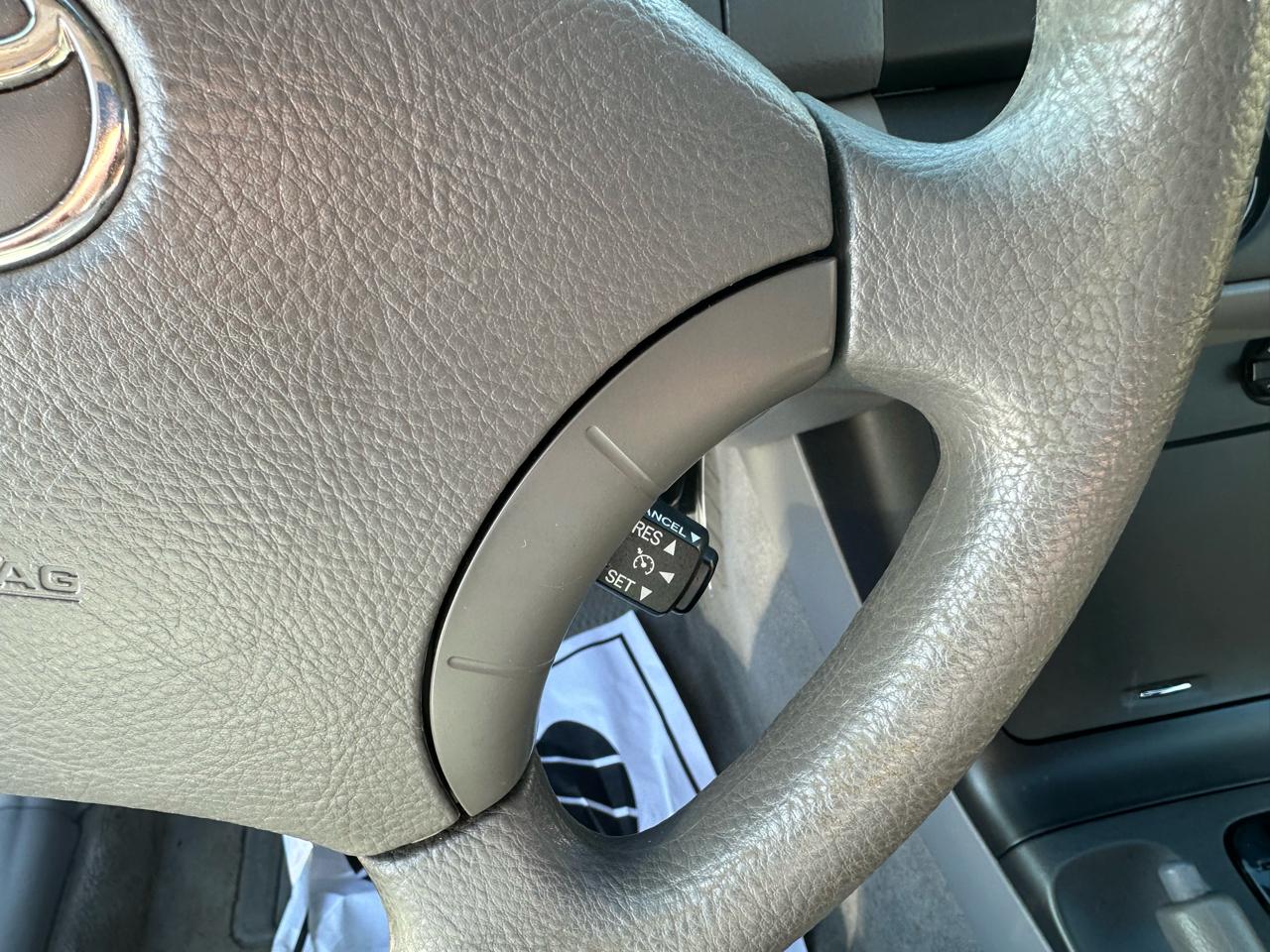 Toyota Camry 4dr Sdn LE V6 Auto (Natl) 2006