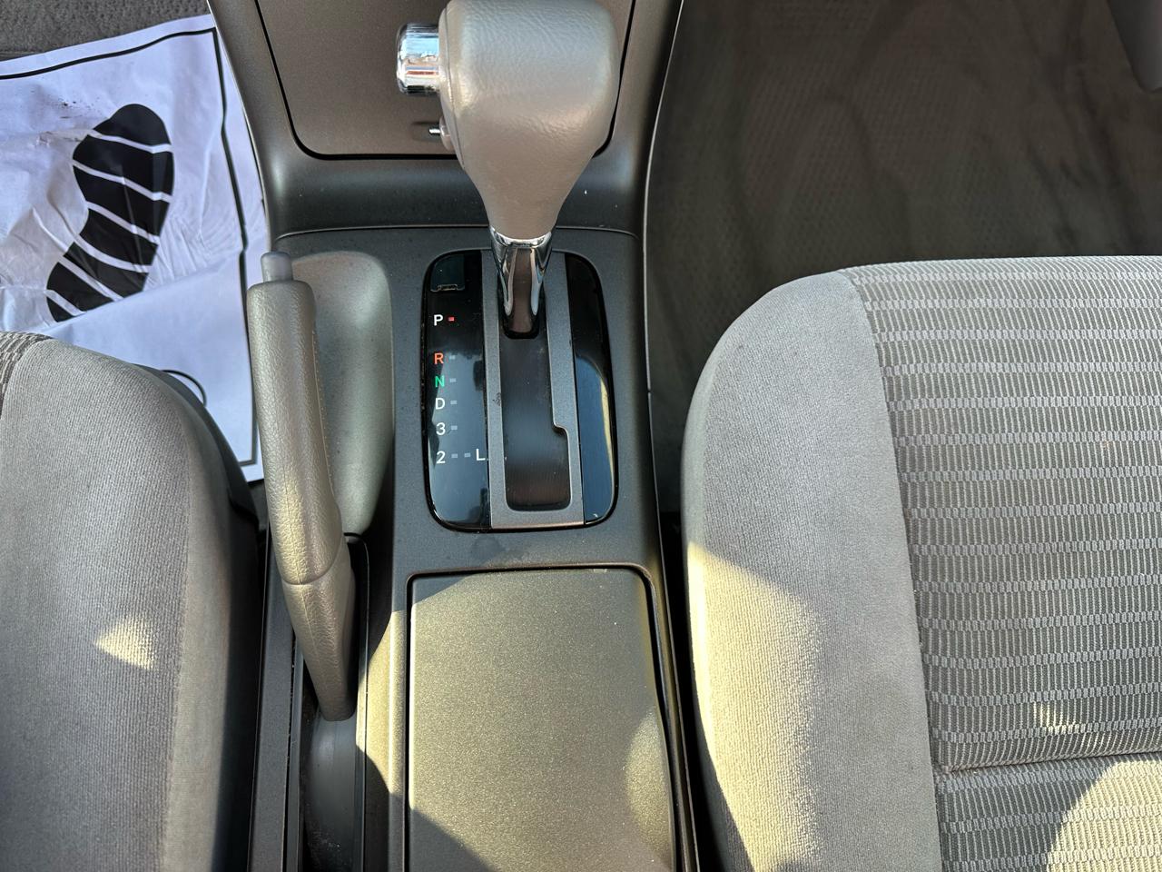 Toyota Camry 4dr Sdn LE V6 Auto (Natl) 2006