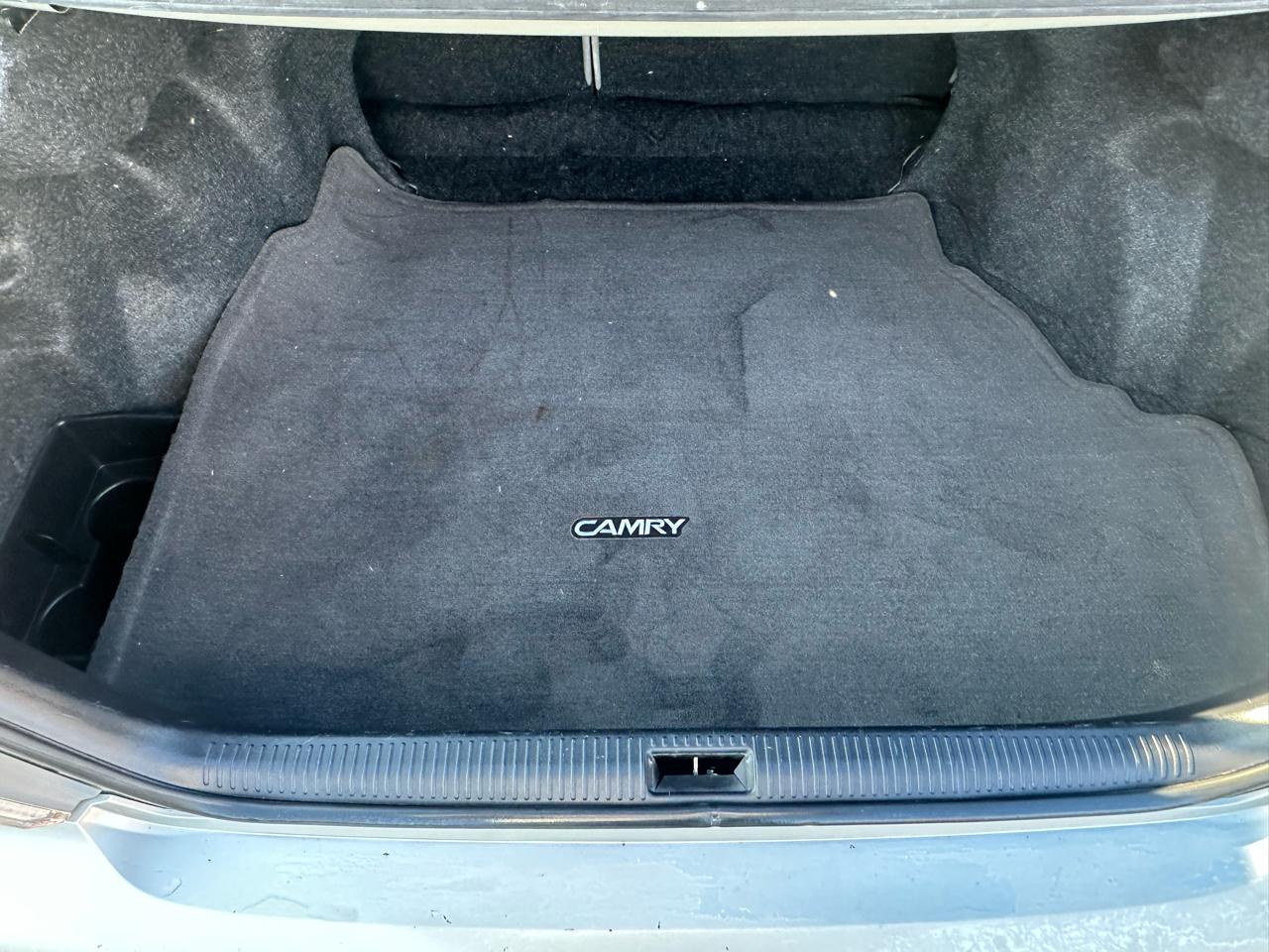 Toyota Camry 4dr Sdn LE V6 Auto (Natl) 2006