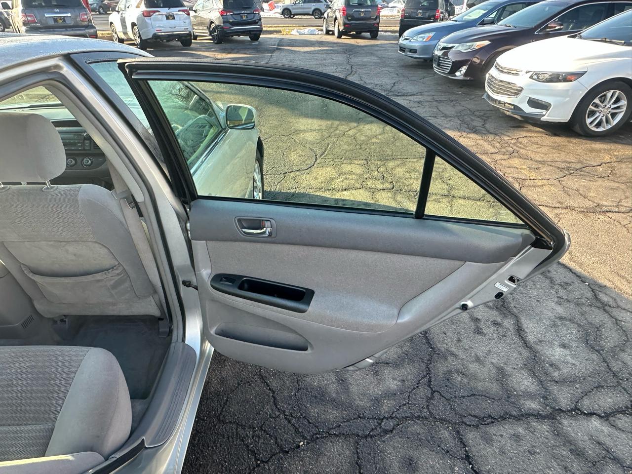 Toyota Camry 4dr Sdn LE V6 Auto (Natl) 2006