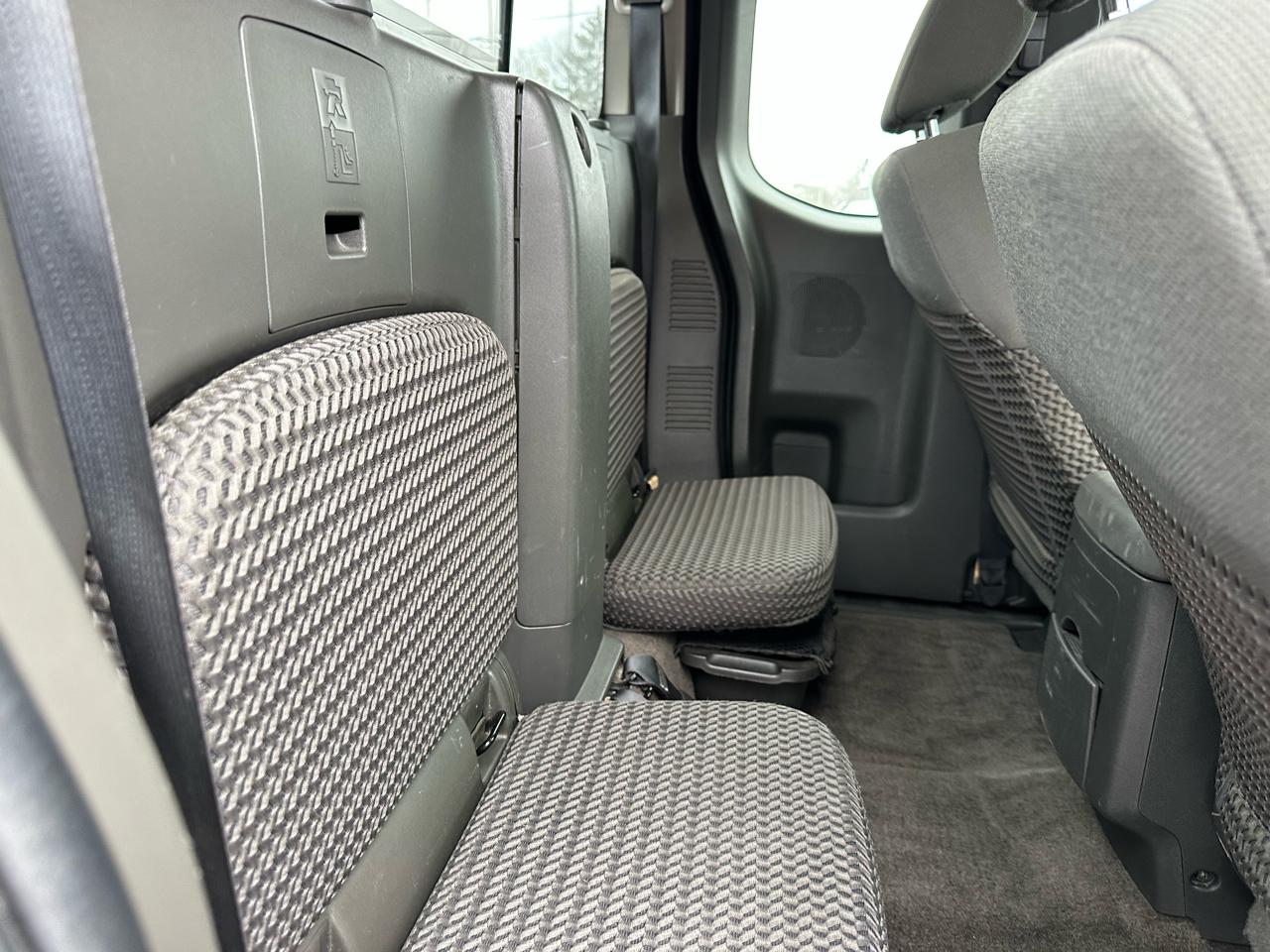 Nissan Frontier 4WD King Cab Auto PRO-4X 2016