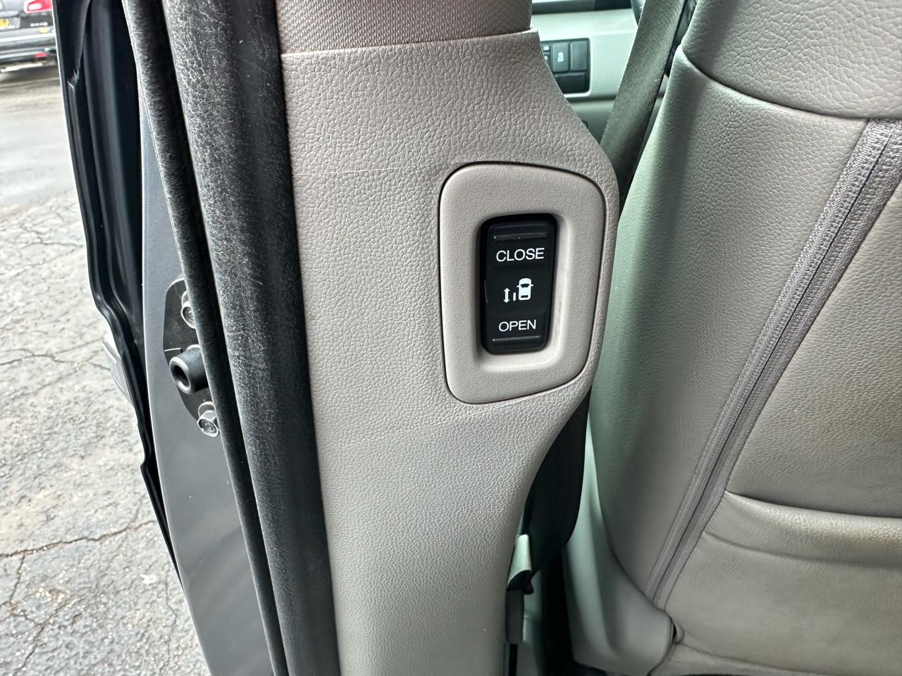 Honda Odyssey 5dr EX-L 2012