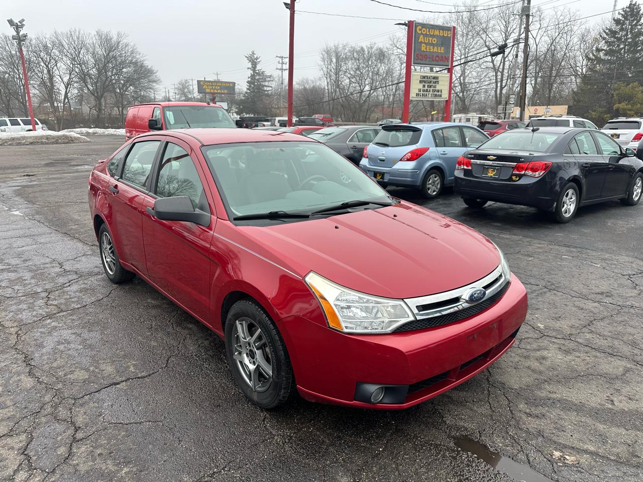 Ford Focus 4dr Sdn SE 2010