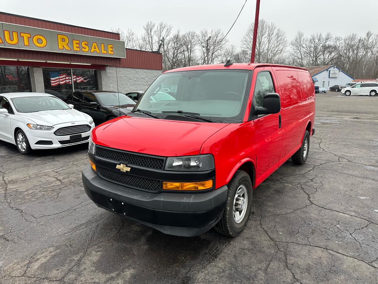 Chevrolet Express Cargo Van RWD 3500 135" 2019