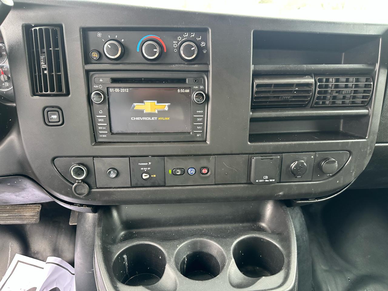 Chevrolet Express Cargo Van RWD 3500 135" 2019