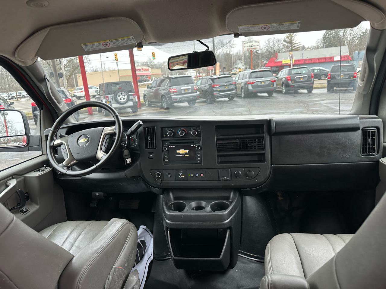 Chevrolet Express Cargo Van RWD 3500 135" 2019