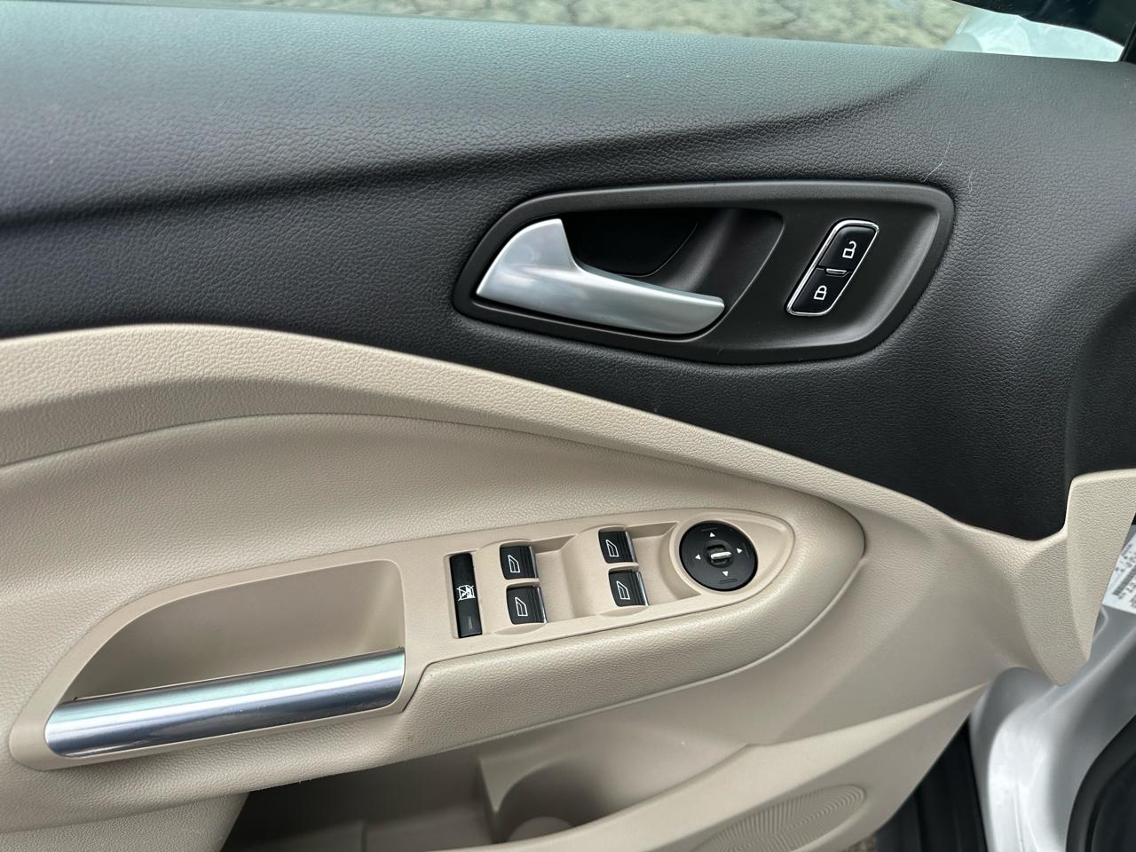 Ford C-Max Hybrid 5dr HB SE 2013