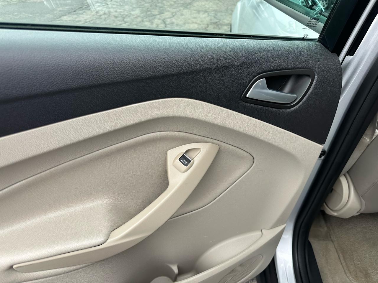 Ford C-Max Hybrid 5dr HB SE 2013