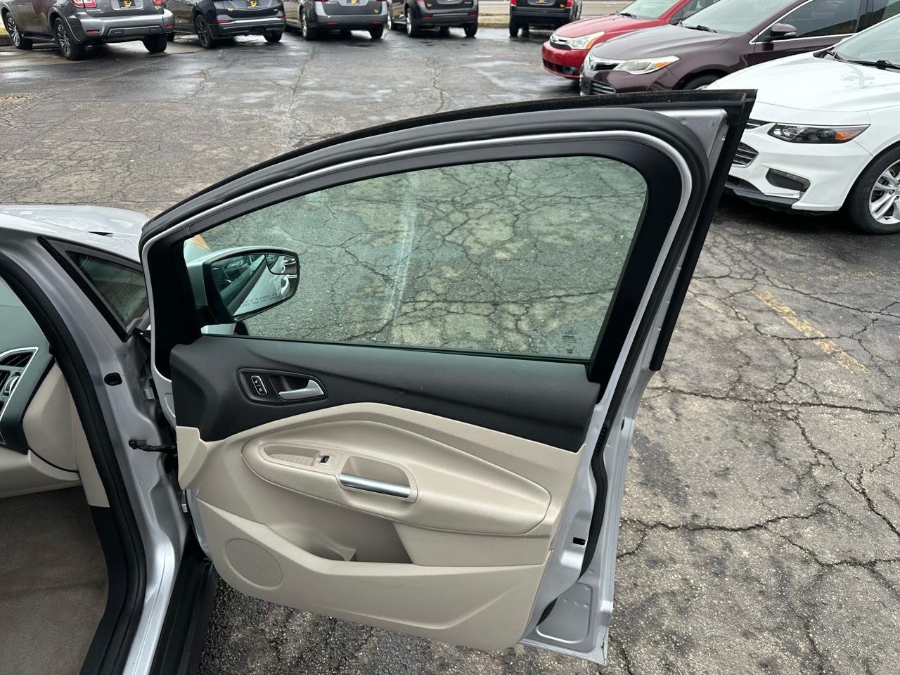 Ford C-Max Hybrid 5dr HB SE 2013