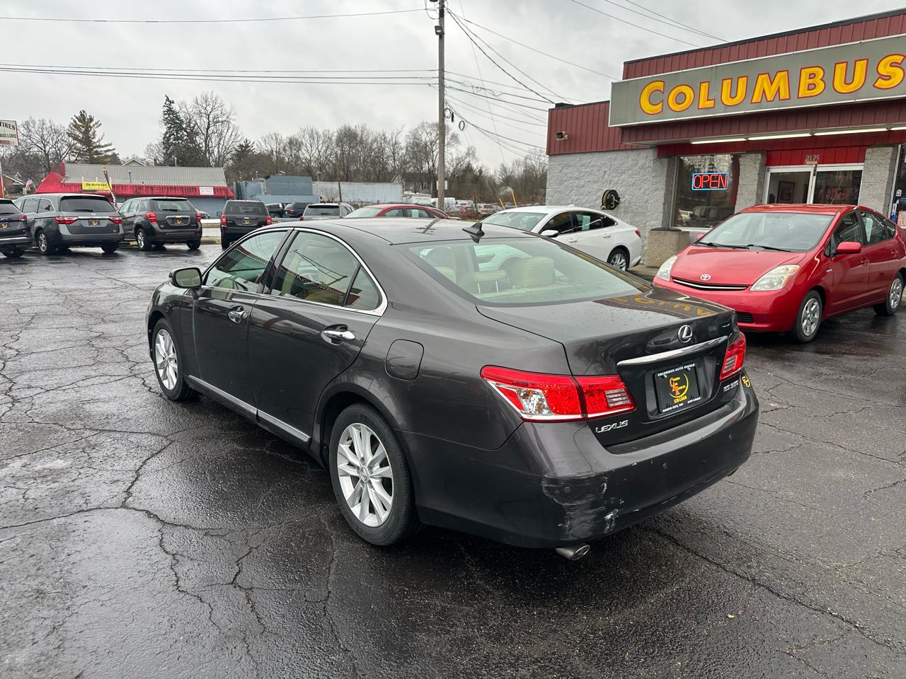 Lexus ES 350 4dr Sdn 2010