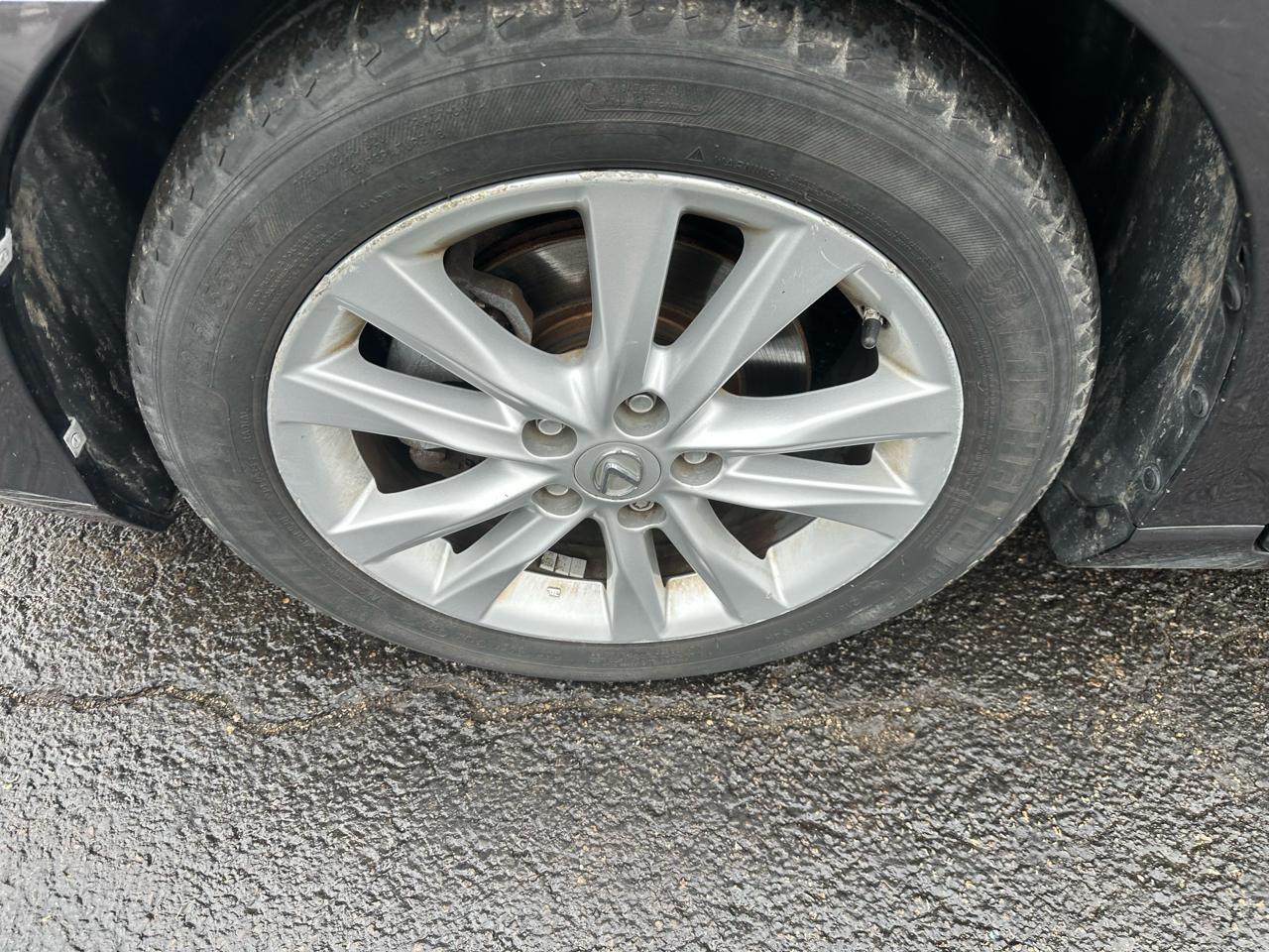 Lexus ES 350 4dr Sdn 2010