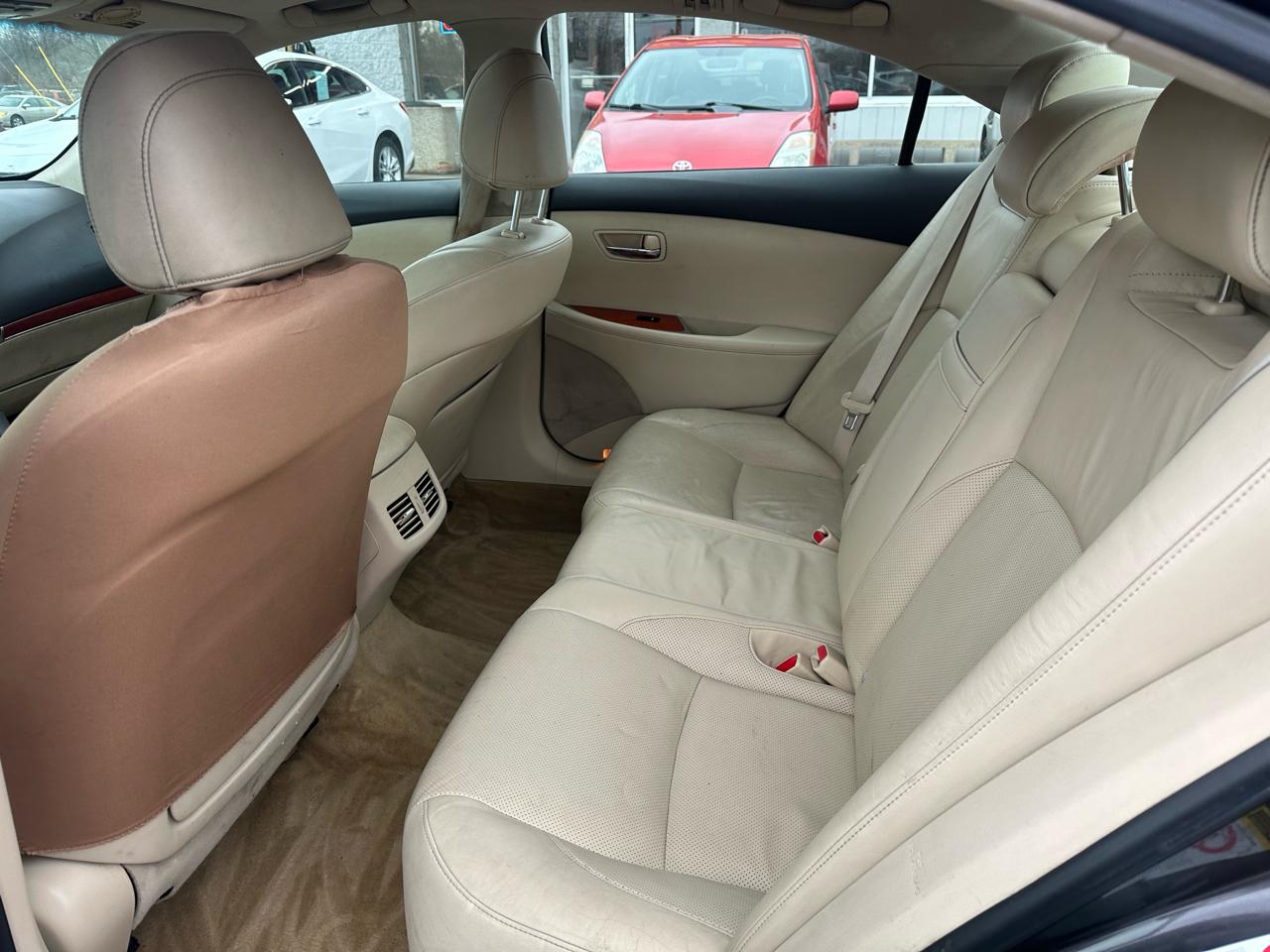 Lexus ES 350 4dr Sdn 2010