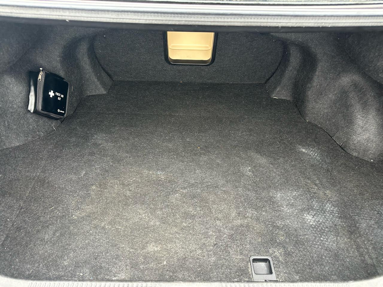 Lexus ES 350 4dr Sdn 2010