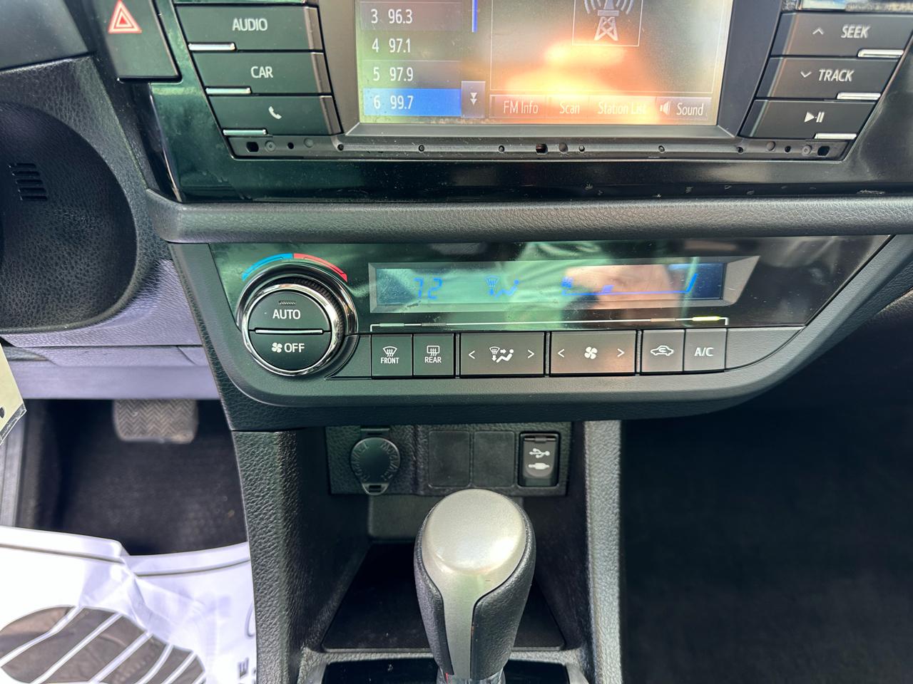 Toyota Corolla 4dr Sdn CVT S w/Special Edition Pkg (Natl) 2016