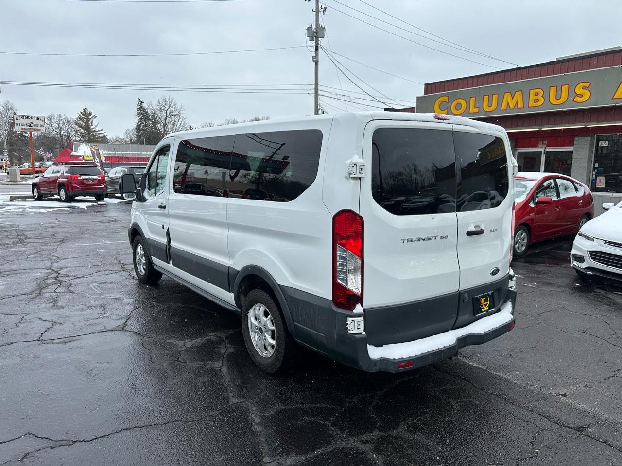 Ford Transit Wagon T-150 130" Low Roof XLT Sliding RH Dr 2015