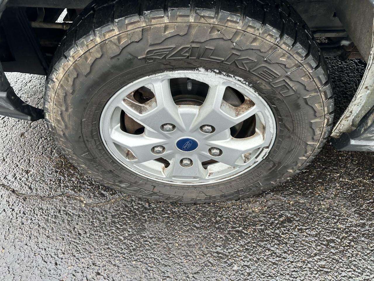 Ford Transit Wagon T-150 130" Low Roof XLT Sliding RH Dr 2015