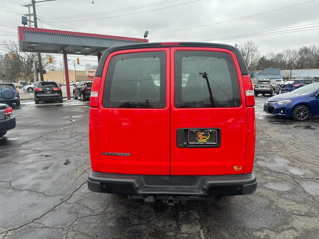 Chevrolet Express Cargo Van RWD 3500 135" 2019