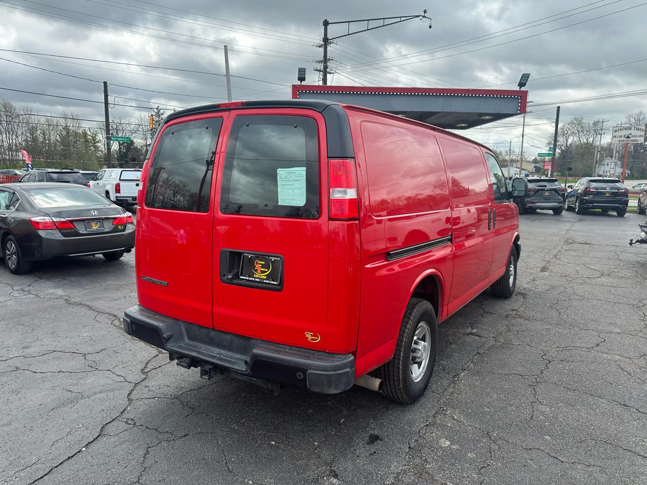 Chevrolet Express Cargo Van RWD 3500 135" 2019