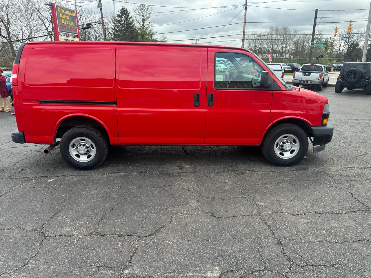 Chevrolet Express Cargo Van RWD 3500 135" 2019