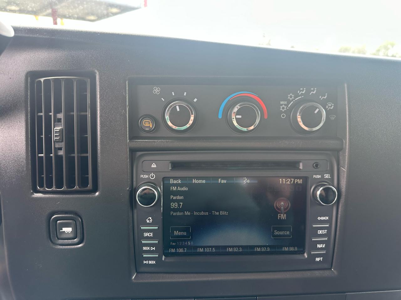 Chevrolet Express Cargo Van RWD 3500 135" 2019